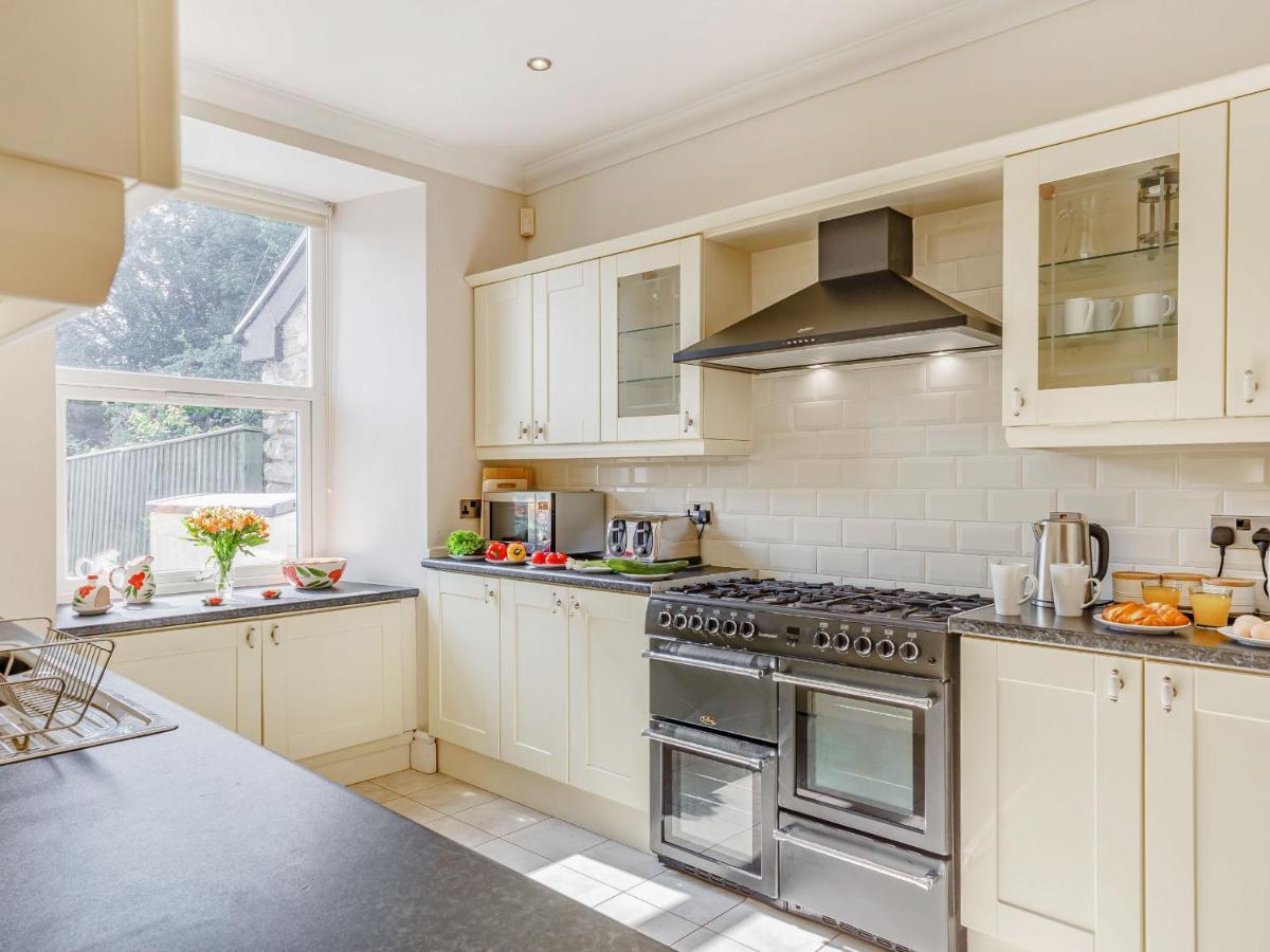 Menai View Βίλα Llanfairpwllgwyngyll Εξωτερικό φωτογραφία